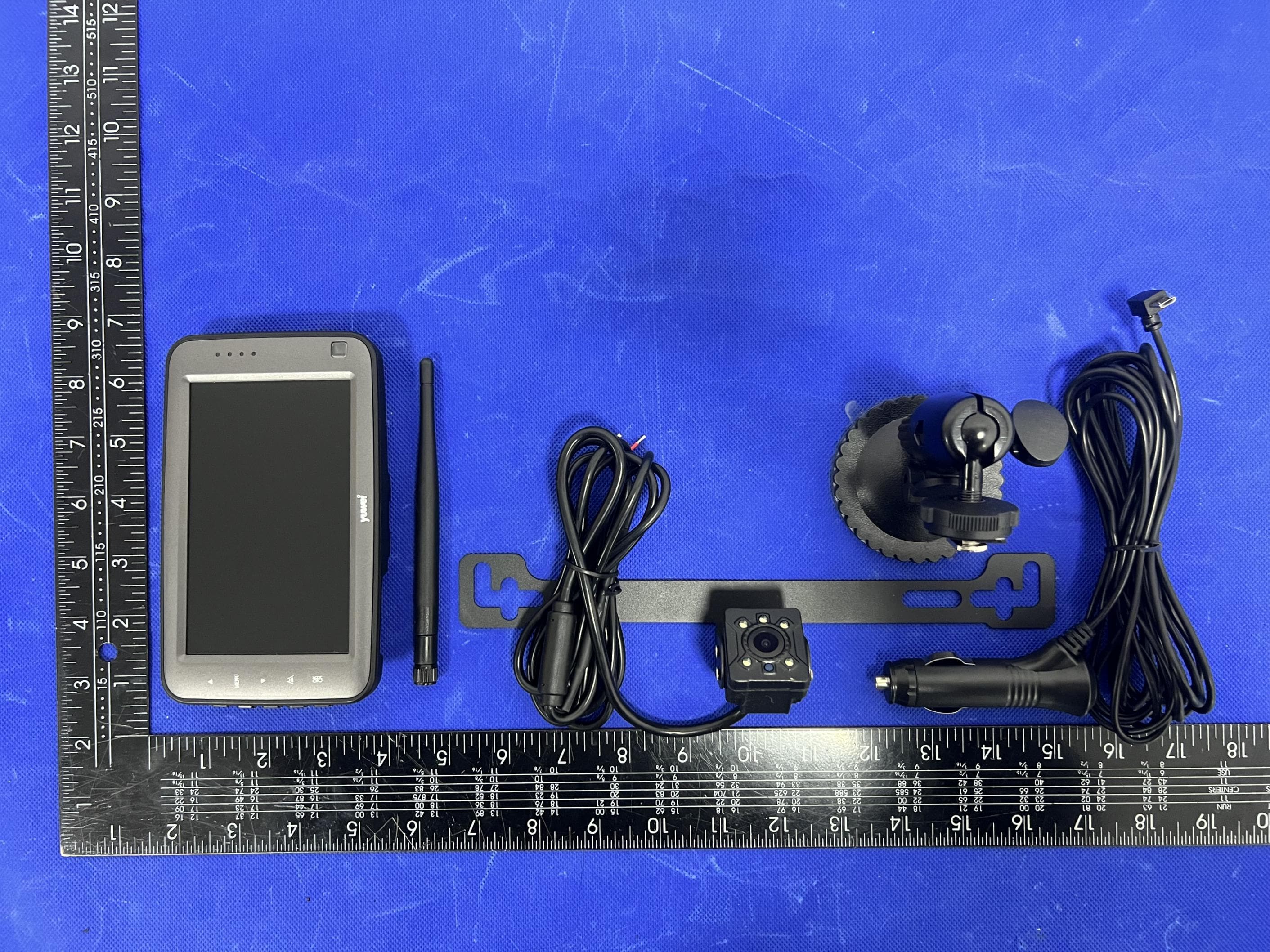 wireless backup camera - FCC ID 2A9OS-YW-0199TX - Forsafe Co.Ltd