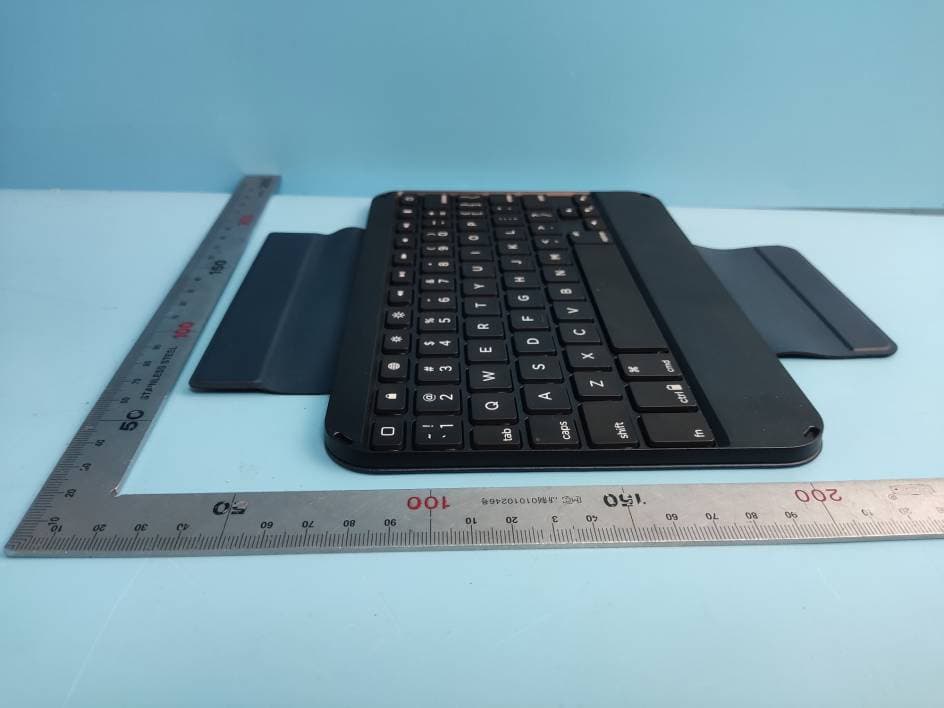 Bluetooth keyboard case - FCC ID 2A9P3-KB8301 - FULLINK TECHNOLOGY Co., LTD (5)