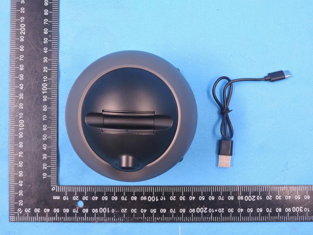 AI SMART MUSIC GIMBAL - FCC ID 2A9P6-M136 - Shenzhen Domyb Technology Co., Ltd (2)