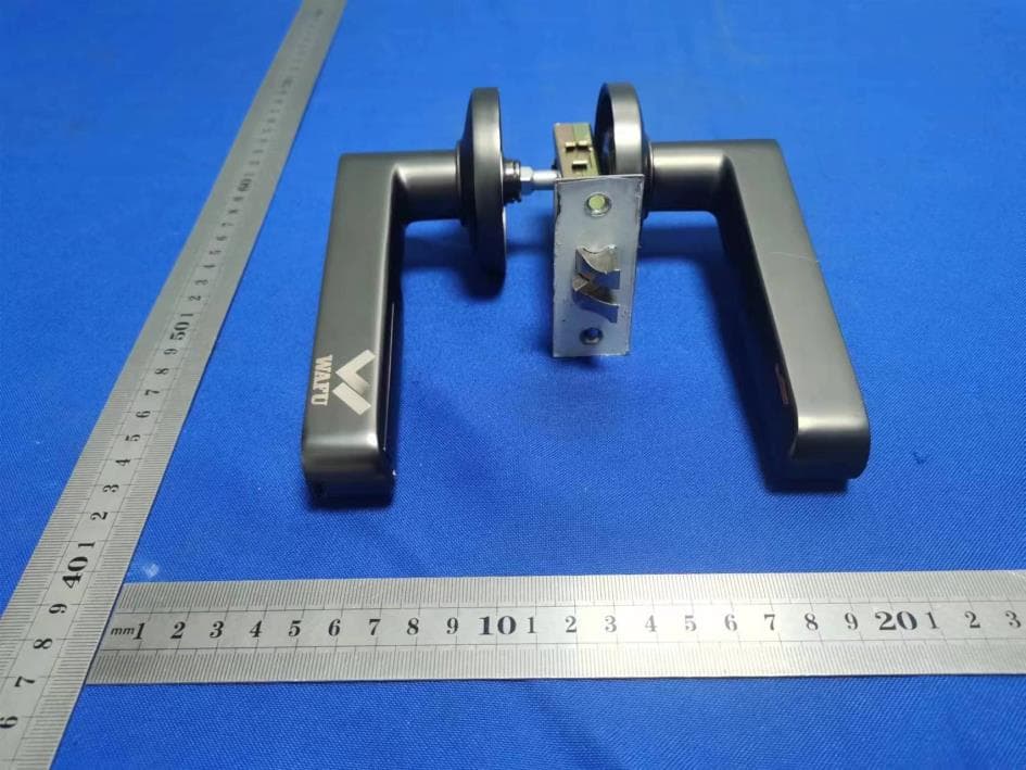 smart lock - FCC ID 2A9P7-WF - Shenzhen Huafu Intelligent Technology Co., Ltd. (2)