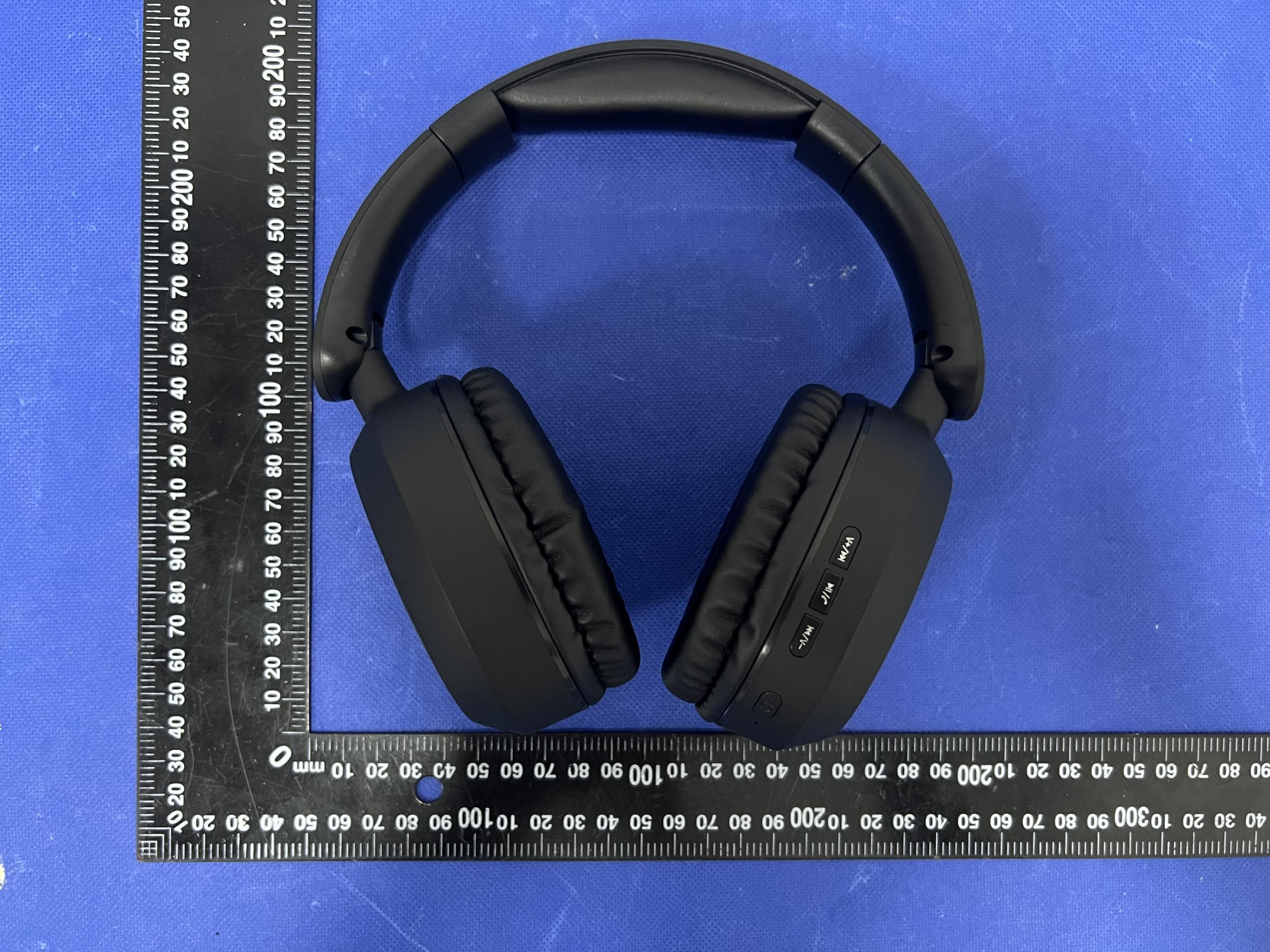 wireless headset - FCC ID 2A9P8-D913 - SHENZHEN DYTIMES TECHNOLOGY CO., LTD (3)
