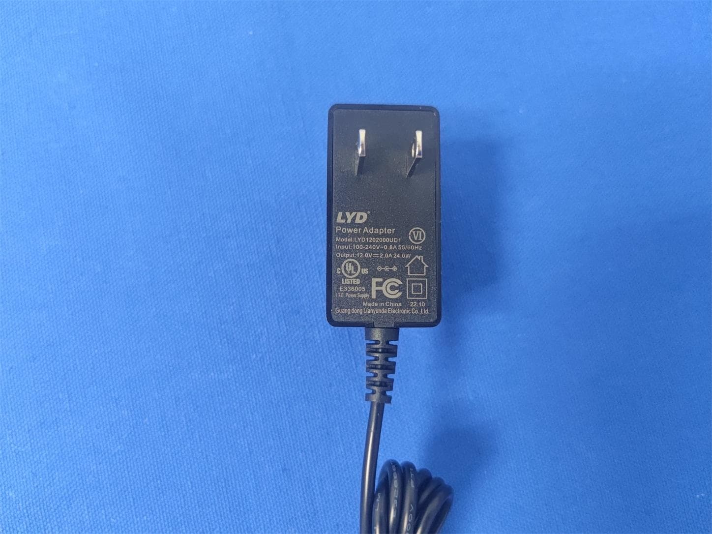Table Lamp - FCC ID 2A9PB-KMTD1051W-15W - ZHONGSHAN KEMI LIGHTING CO.,LTD (3)