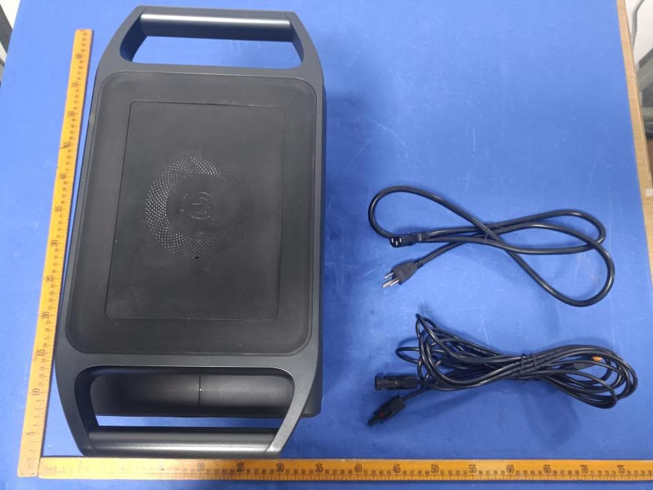 Portable Power Station - FCC ID 2A9PQ-INFINITY1300 - Shenzhen Growatt Power Technology Co., Ltd. (2)