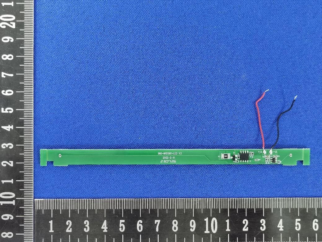 3-in-1 wireless charger - FCC ID 2A9Q9-966-M1116Q - ShenZhen Zhongyi Technology CO., Ltd.