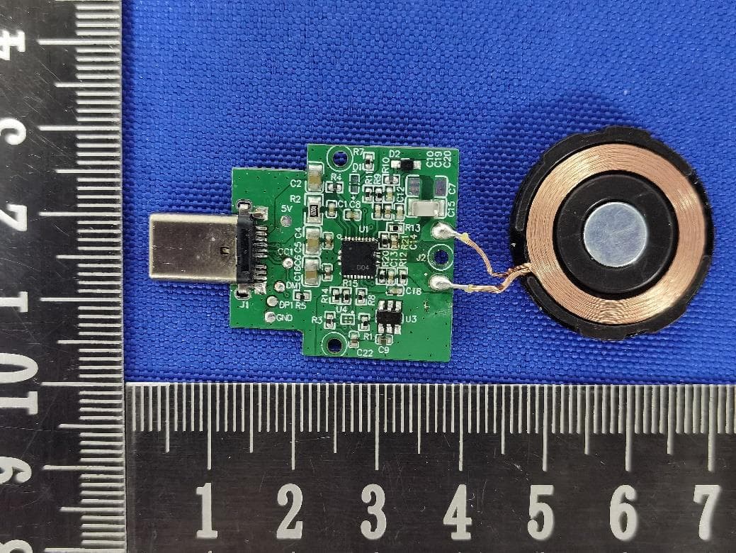 3-in-1 wireless charger - FCC ID 2A9Q9-966-M1116Q - ShenZhen Zhongyi Technology CO., Ltd. (3)