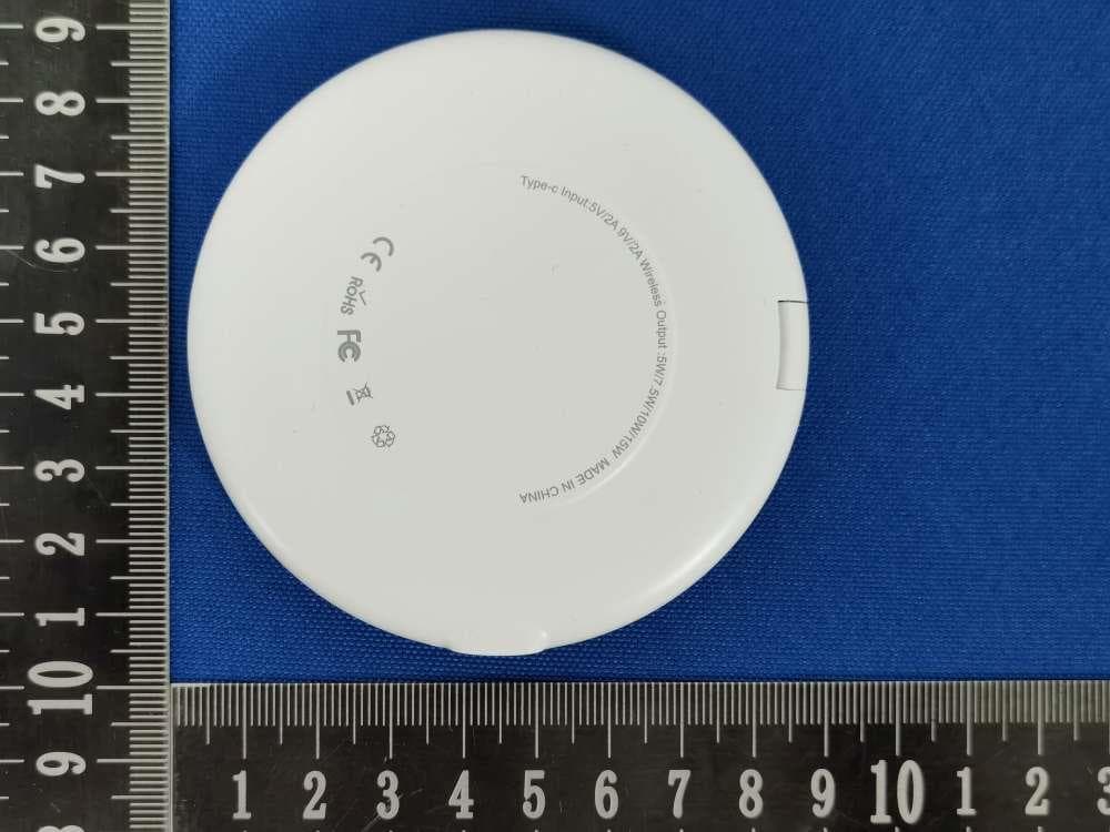 Storage wireless charger box - FCC ID 2A9Q9-M1036Q - ShenZhen Zhongyi Technology CO., Ltd. (4)