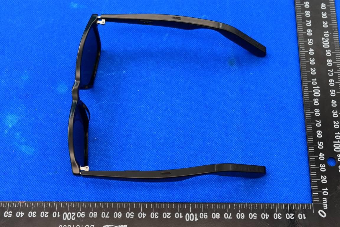 Intelligent Bluetooth audio glasses - FCC ID 2A9QL-8RICH-LCD006 - Shenzhen RichAge Electronics Co.,Ltd.