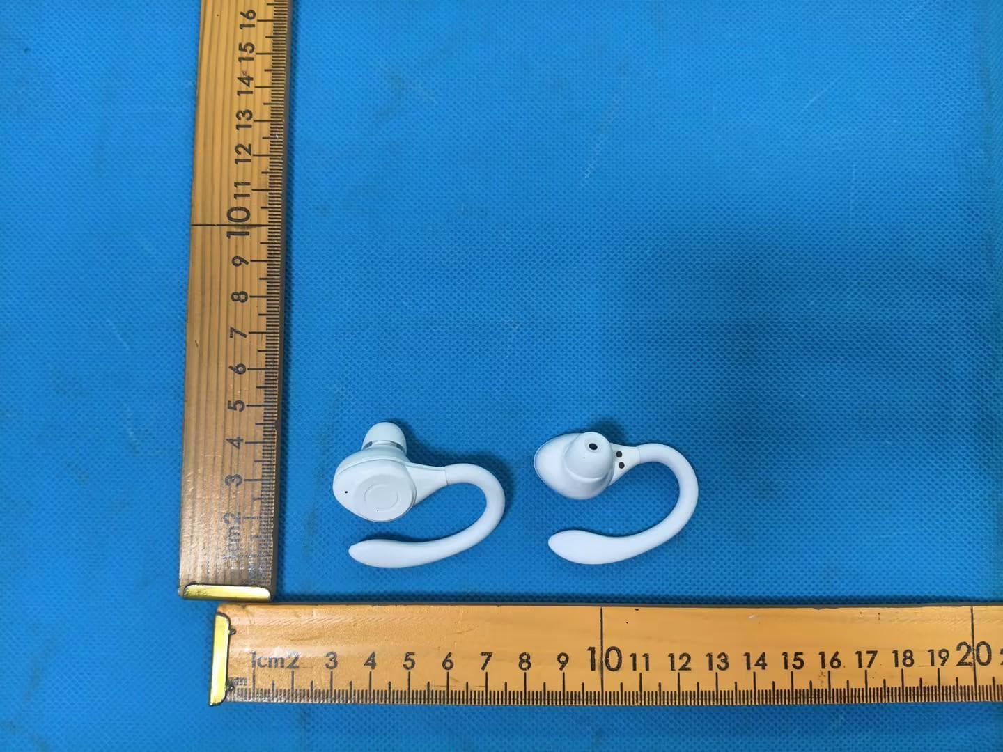 TWS SPORT LOOK W SCREEN - FCC ID 2A9QP-TWSSPOFT52 - ORBIT INNOVATIONS LLC (3)