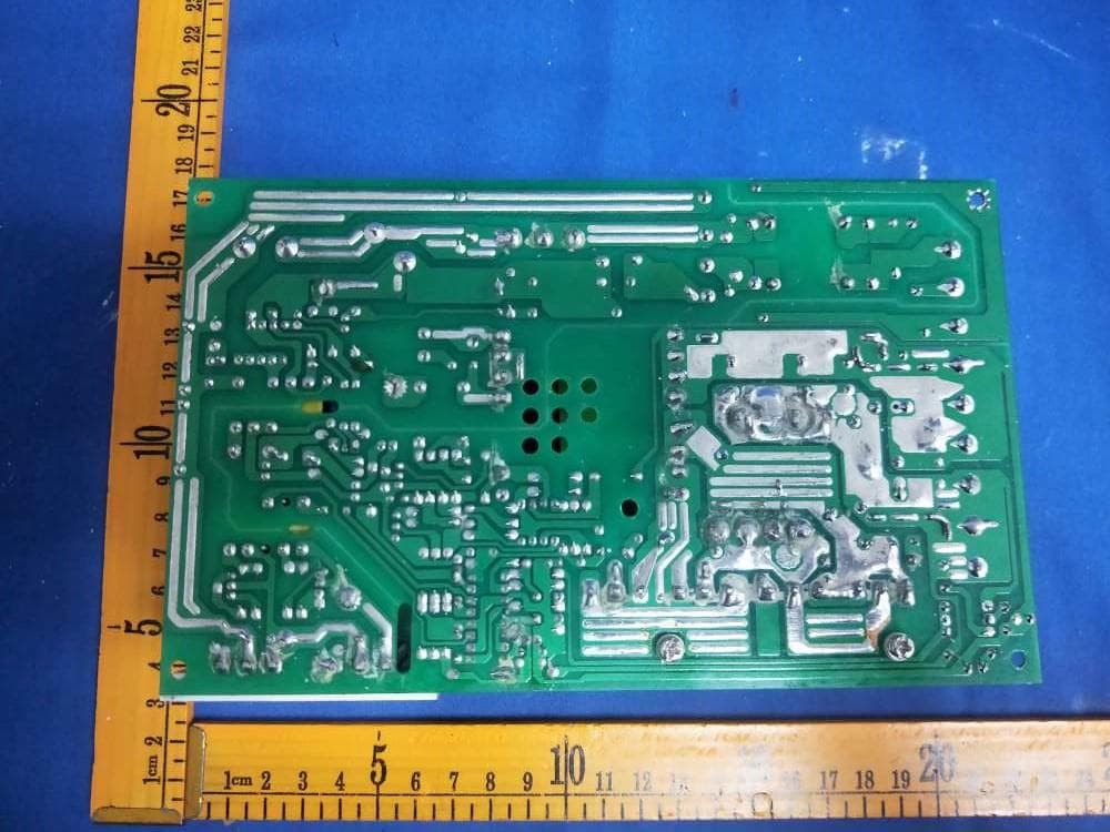 Mobile phone charging Locker - FCC ID 2A9RISYBCDLD39 - Weee Inc. (4)