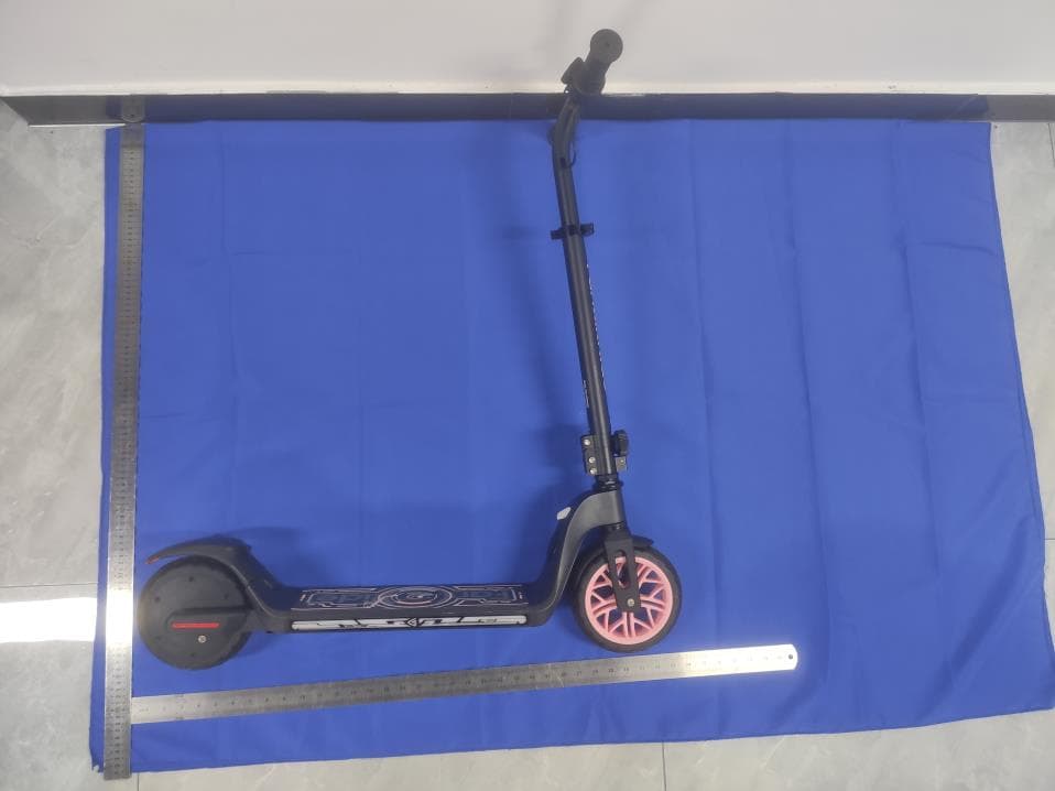 ELECTRIC SCOOTER FOR KIDS - FCC ID 2A9RQ-C10APEX - METASEE LLC (3)