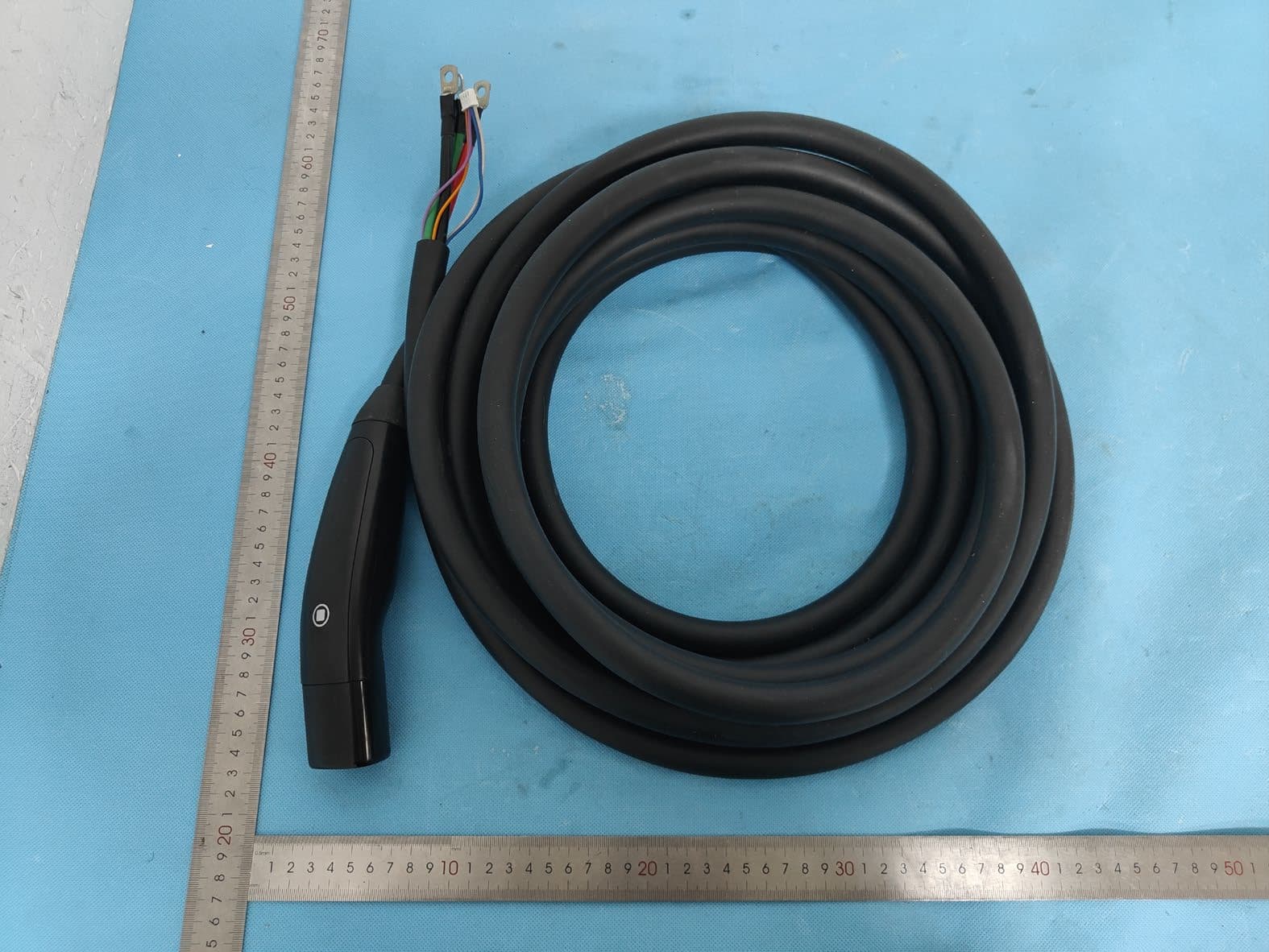 EV Connector - FCC ID 2A9TQ-ZPSKG - Zhuzhou Zopoise Technology Co.,Ltd