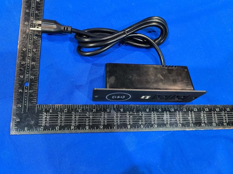 Wireless Charger - FCC ID 2A9W6-JN10680X - JENSON ENTERPRISE CO.,LTD (4)