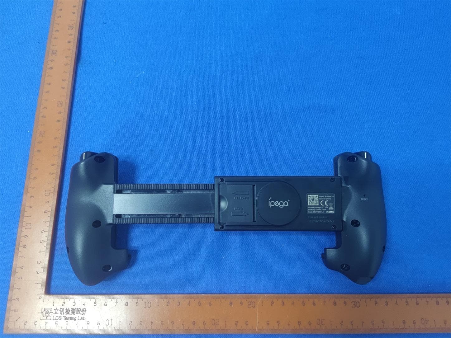 Wireless game controller - FCC ID 2A9W9-9083S - Shenzhen Yibenshu Technology Co., Ltd