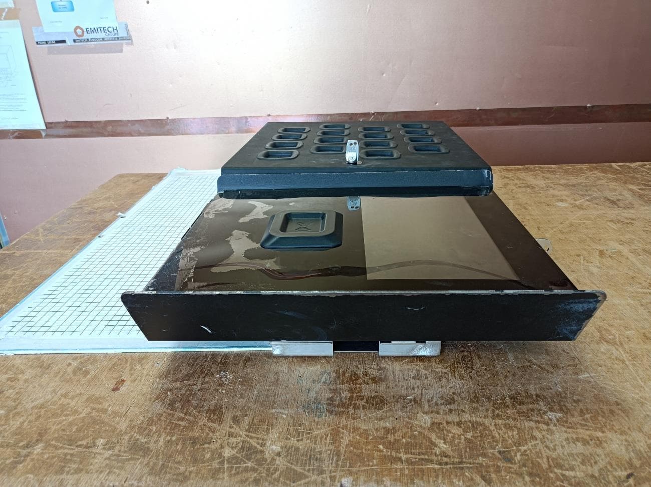 Key Panel Smart Key Manager v2 - FCC ID 2A9X2STISKM2001 - SERV TRAYVOU INTERVERROUILLAGE (3)