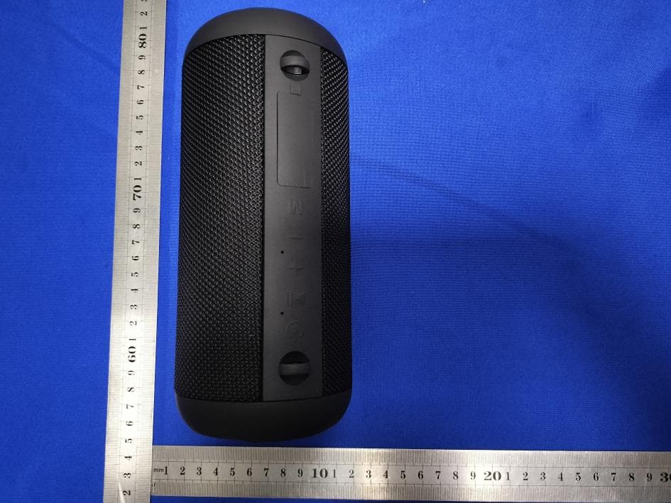 portable bluetooth speaker - FCC ID 2A9X6YK-1 - Shenzhen Senxingyan Technology Co., Ltd. (2)
