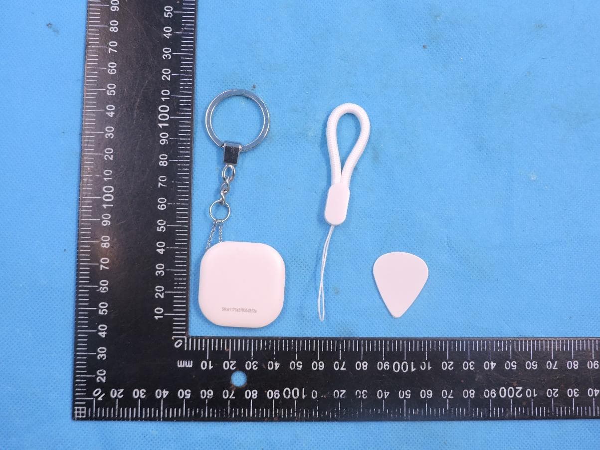 Smart Finder with Bluetooth - FCC ID 2A9XL-MWFD05A - Microwoo Electronic Technology Co., Ltd (3)
