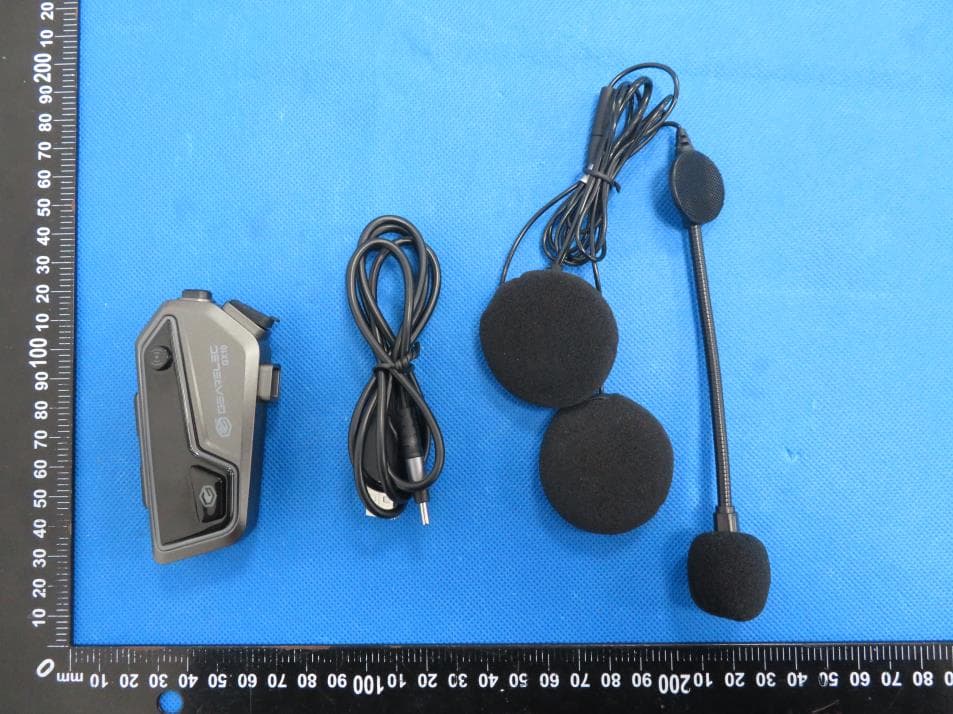Motorcycle helmet intercom headset - FCC ID 2A9YB-GX10 - Shenzhen Xincheng Co-Creation Technology Co., Ltd.