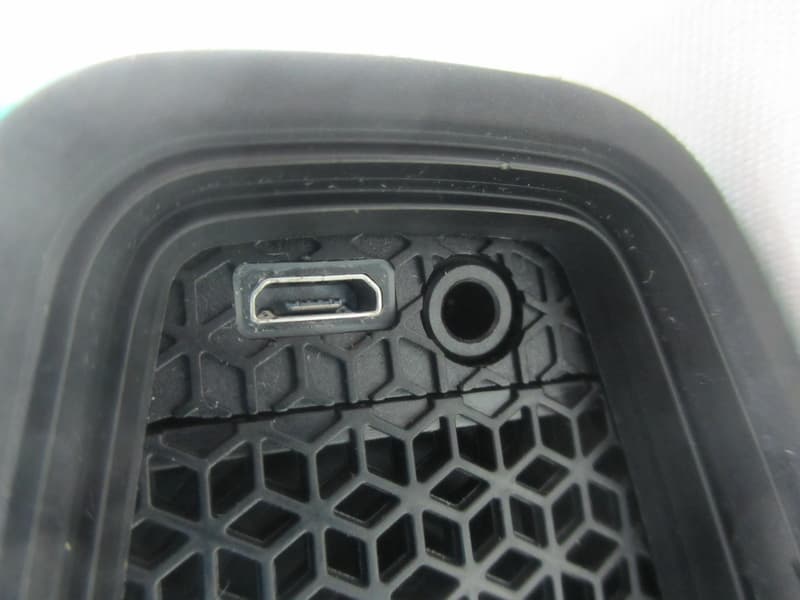 Fugoo Bluetooth Speaker - FCC ID 2AA2O-FSNA1 - Fugoo Corporation