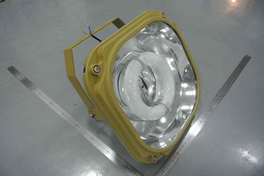 Floodlight - FCC ID 2AA55120TO200 - Shanghai Senben Lighting Technology Incorporated Company (2)