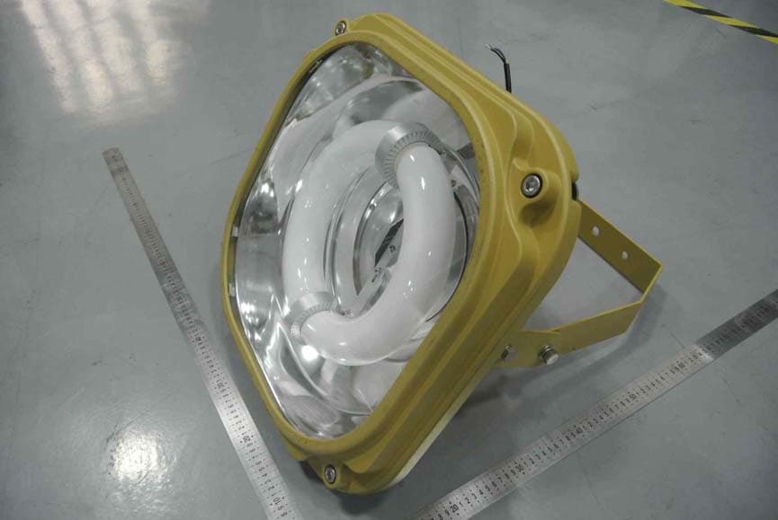 Floodlight - FCC ID 2AA55120TO200 - Shanghai Senben Lighting Technology Incorporated Company (1)