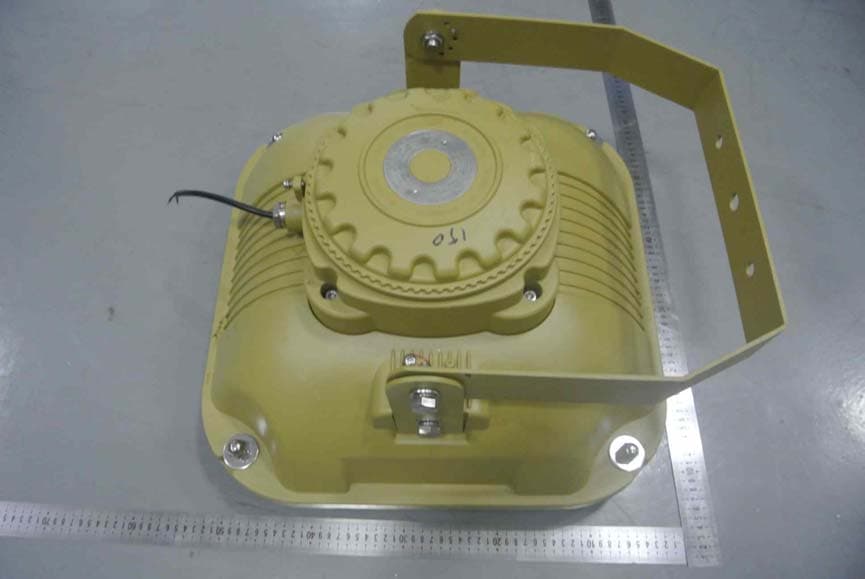 Floodlight - FCC ID 2AA55120TO200 - Shanghai Senben Lighting Technology Incorporated Company (5)