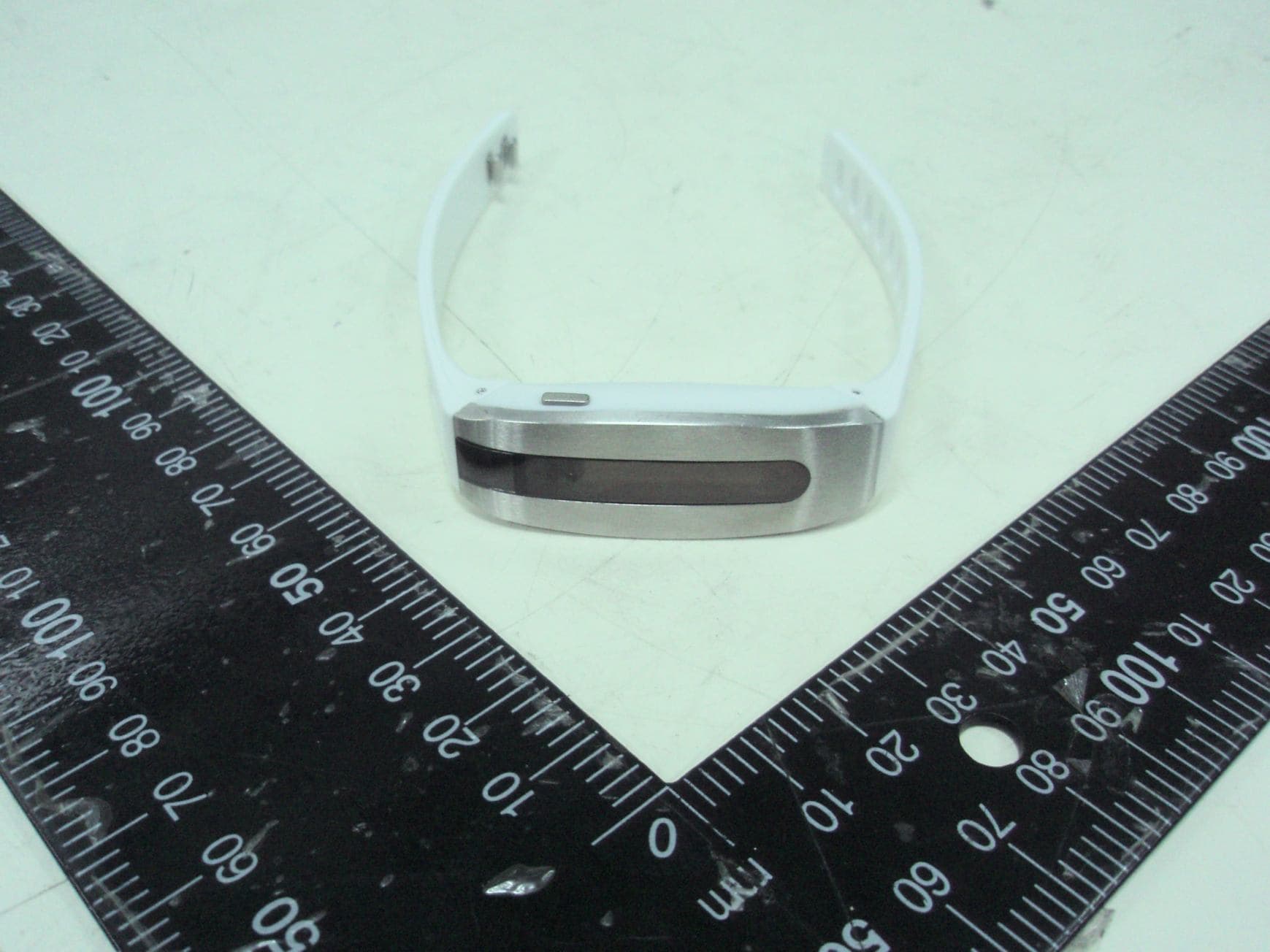 Smart Band - FCC ID 2AA5BGLCSB00 - GOYOURLIFE INC. (4)