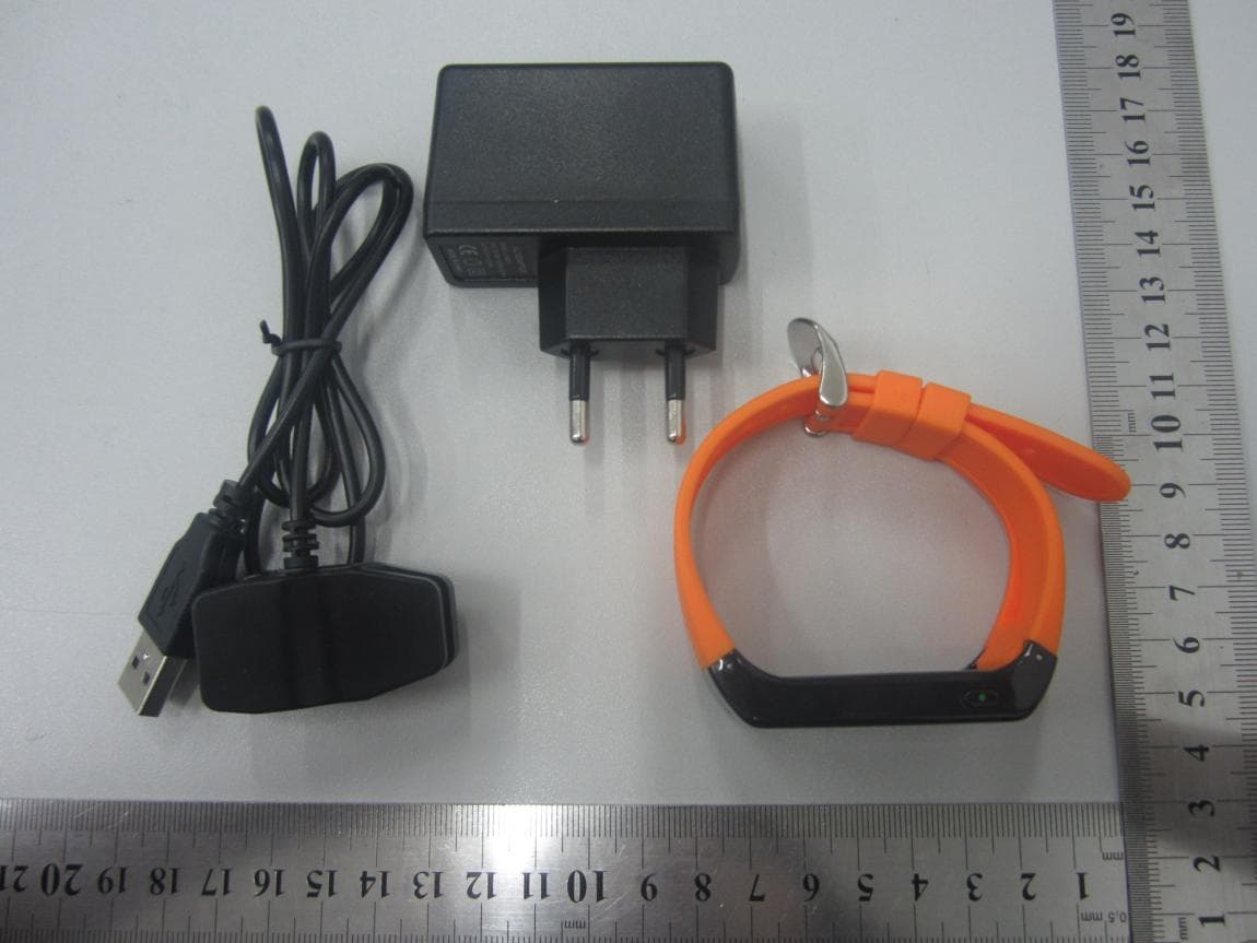 Bluetooth Watch - FCC ID 2AA7D-ZEWH1 - KRONOZ (3)