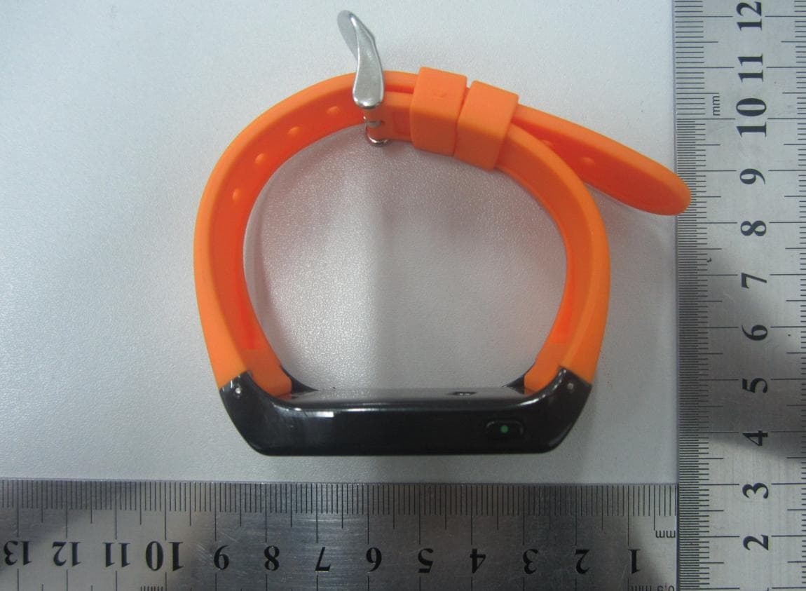 Bluetooth Watch - FCC ID 2AA7D-ZEWH1 - KRONOZ (2)