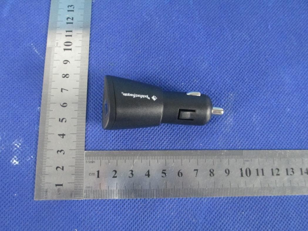 Bluetooth to AUX input audio adapter - FCC ID 2AA7SRFBTAUX - Rockford Corporation (2)