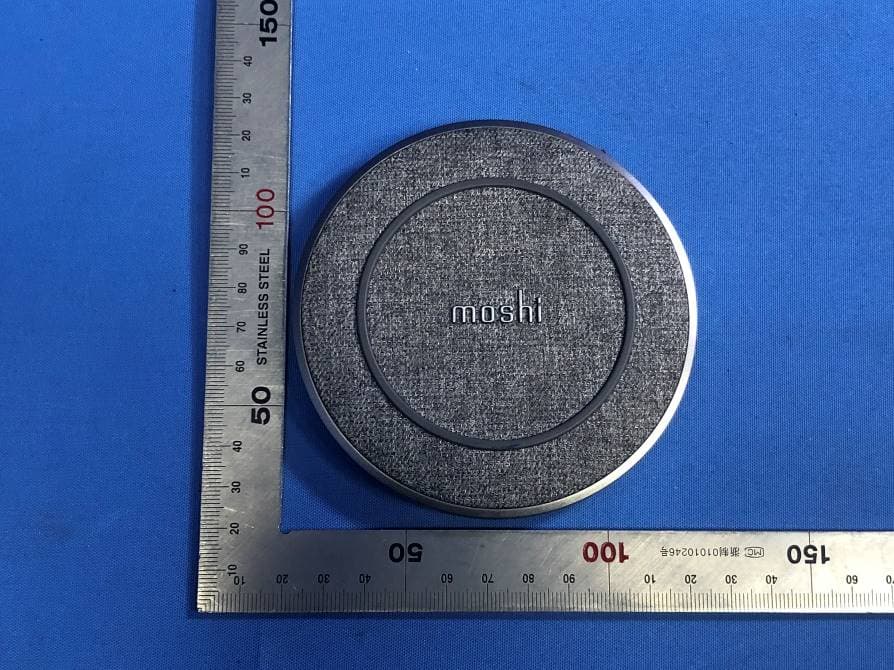 otto Q Wireless Charging Pad - FCC ID 2AA7Y-MOSHIQI007 - Aevoe Inc.