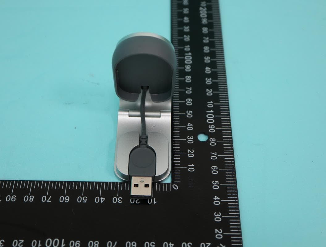 Flekto - compact folding Apple Watch charger - FCC ID 2AA7Y-MOSHIQI011 - Aevoe Inc. (3)