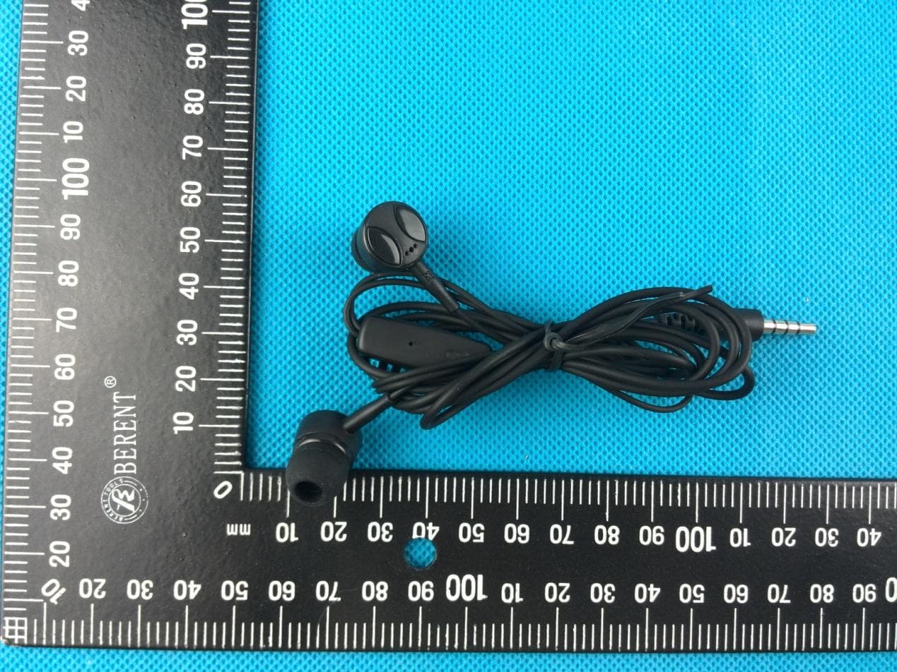 WCDMA Digital Mobile Phone - FCC ID 2AA9WV1001 - VSN Technologies Inc.