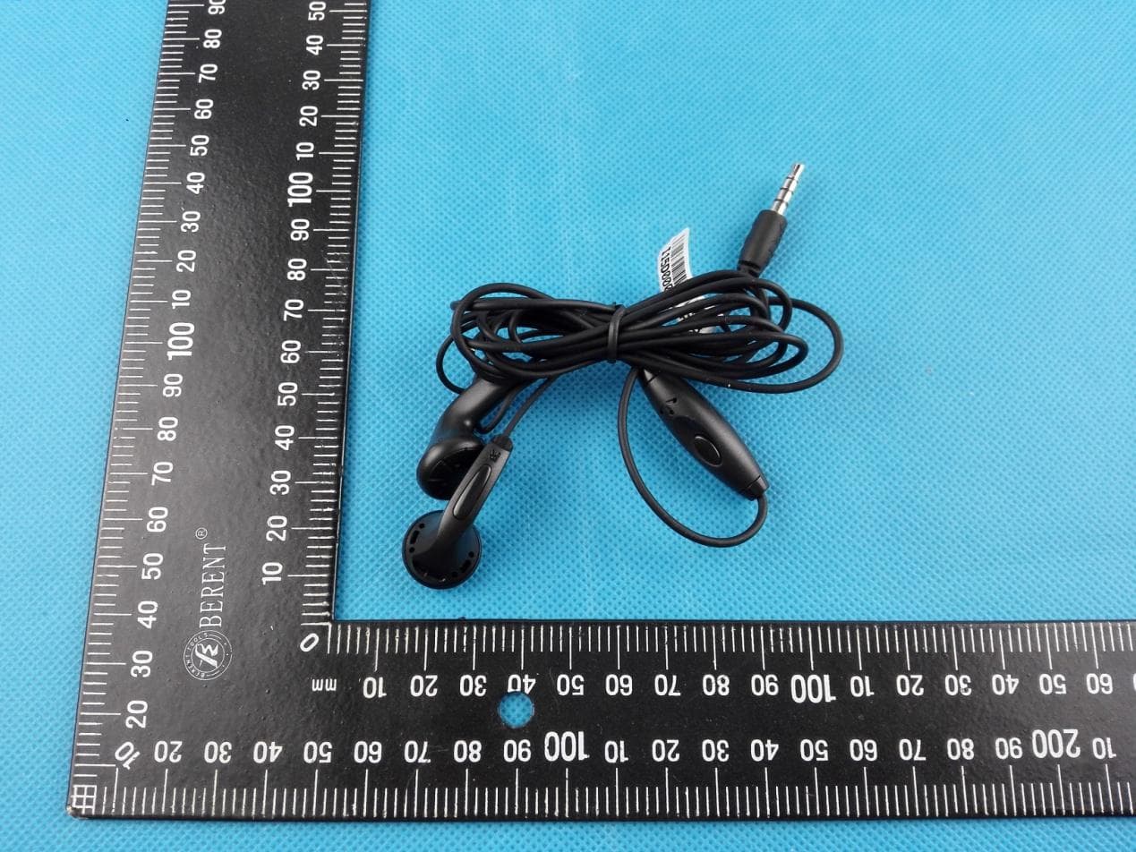 WCDMA Digital Mobile Phone - FCC ID 2AA9WV2003 - VSN Technologies Inc. (1)