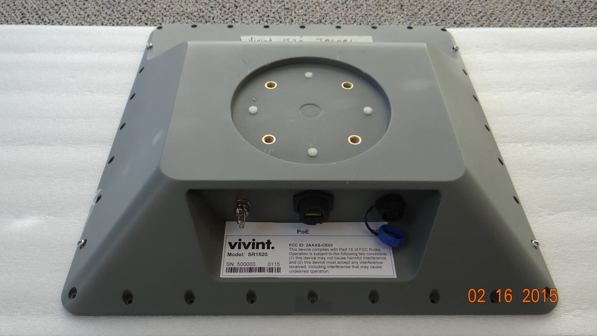 Outdoor Wireless CPE Client - FCC ID 2AAAS-CE03 - Vivint, Inc.