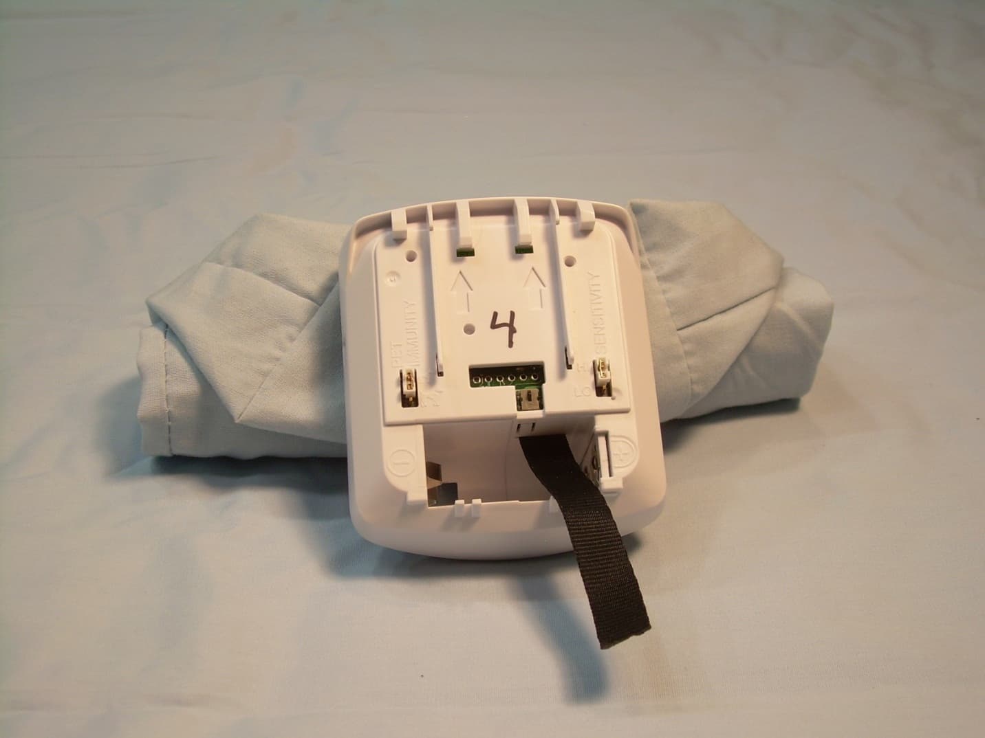 Motion Detector - FCC ID 2AAAS-MD01 - Vivint, Inc.
