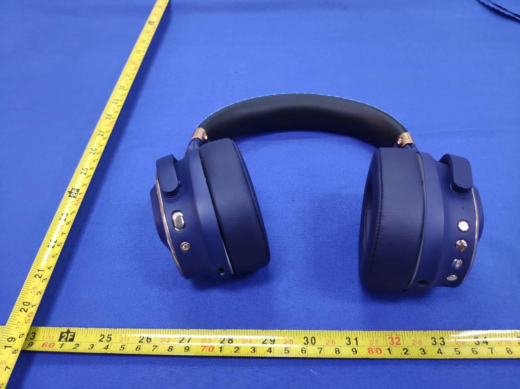 Wireless (Bluetooth+SKAA 2.4GHz) headphones - FCC ID 2AABM-BTWS582 - TECH-AUDIO CO., LTD