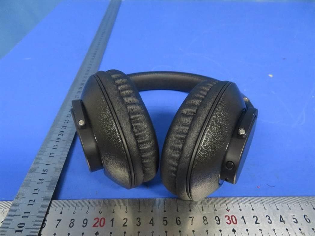 Wireless Stereo Bluetooth headphones - FCC ID 2AABM-FSBT210A - TECH-AUDIO CO., LTD (3)