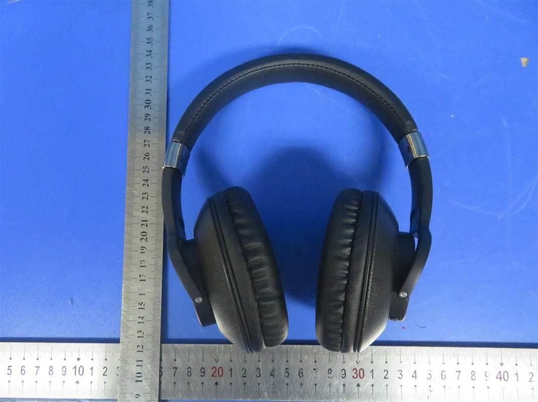 Wireless Stereo Bluetooth headphones - FCC ID 2AABM-FSBT210A - TECH-AUDIO CO., LTD (4)