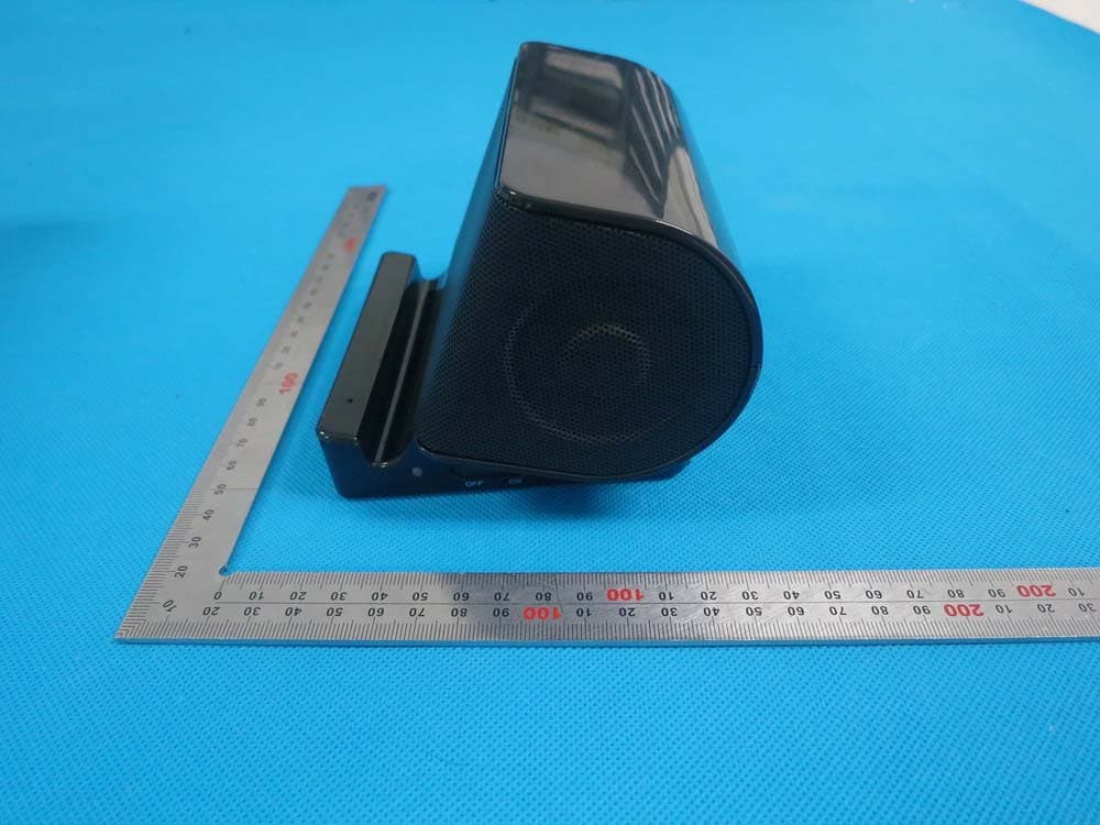 StreetParty Wireless Tablet Speaker - FCC ID 2AACFPS020G - Disruptive Hong Kong Limited (2)