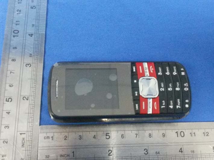 GSM Mobile Phone - FCC ID 2AACK800 - MC MOBILE E.U. (3)