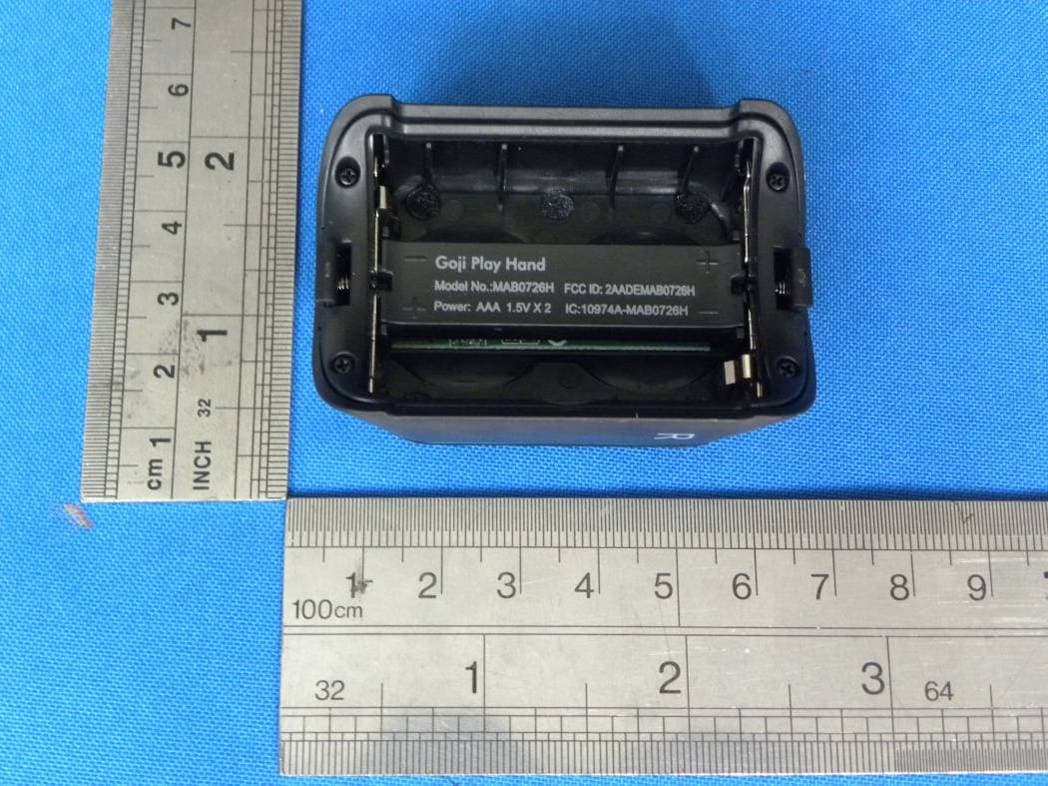 Goji play - FCC ID 2AADEMAB0726H - Blue Goji Corp