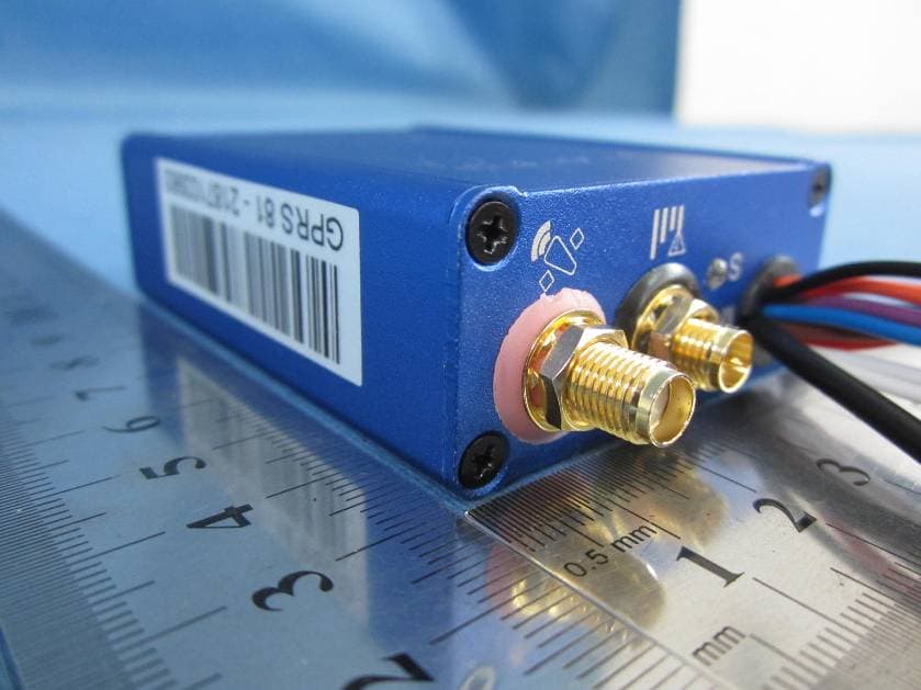 AVL GNNS Terminal - FCC ID 2AADKYW3000-XQ - Shenzhen Yuwei Information And Technology Development Co., Ltd. (3)