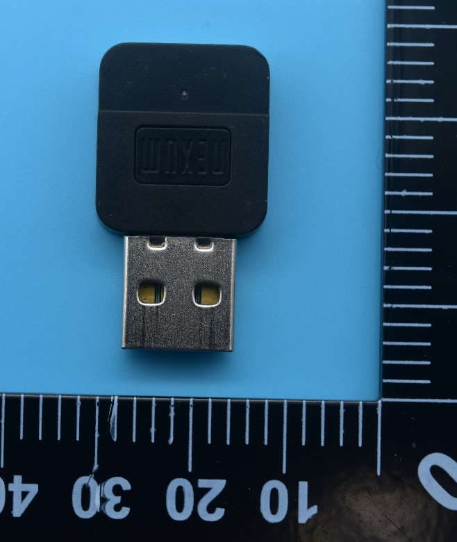 TX dongle with BT - FCC ID 2AAEFMOLULEUSB01 - Molu Technology Industrial Co., LTD.
