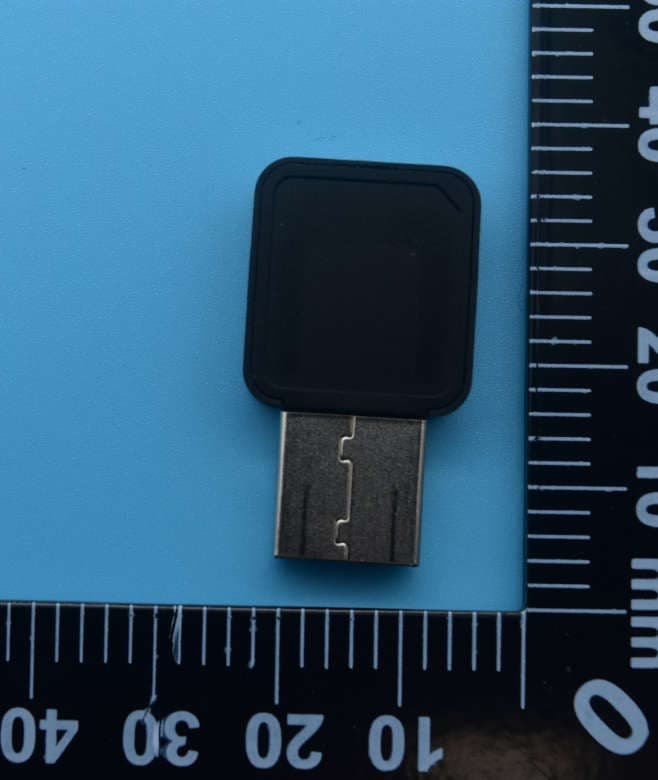 TX dongle with BT - FCC ID 2AAEFMOLULEUSB01 - Molu Technology Industrial Co., LTD. (3)