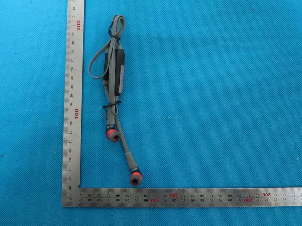 Stereo Bluetooth Earphone - FCC ID 2AAEMSTAYEARBUDB - Cosonic Acoustic Technology Co., Ltd. (2)