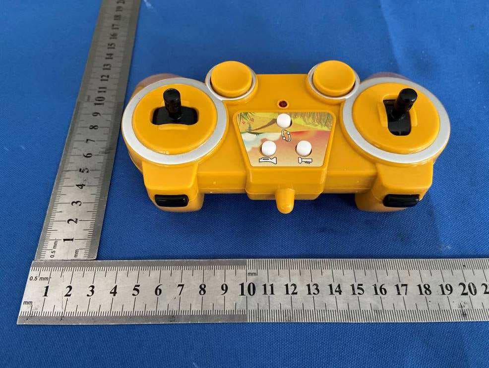 REMOTE CONTROL CAR SERIES - FCC ID 2AAFASY-E360-003-06 - DOUBLEEAGLE INDUSTRY (CHINA) LIMITED