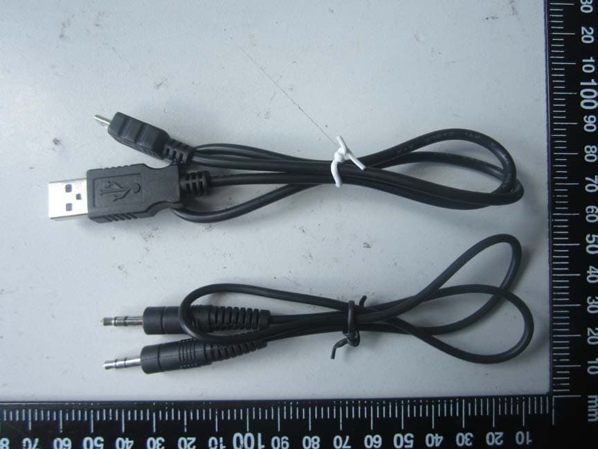 Bluetooth speaker - FCC ID 2AAFH-WM2899 - Winsonic Electric Limited (2)