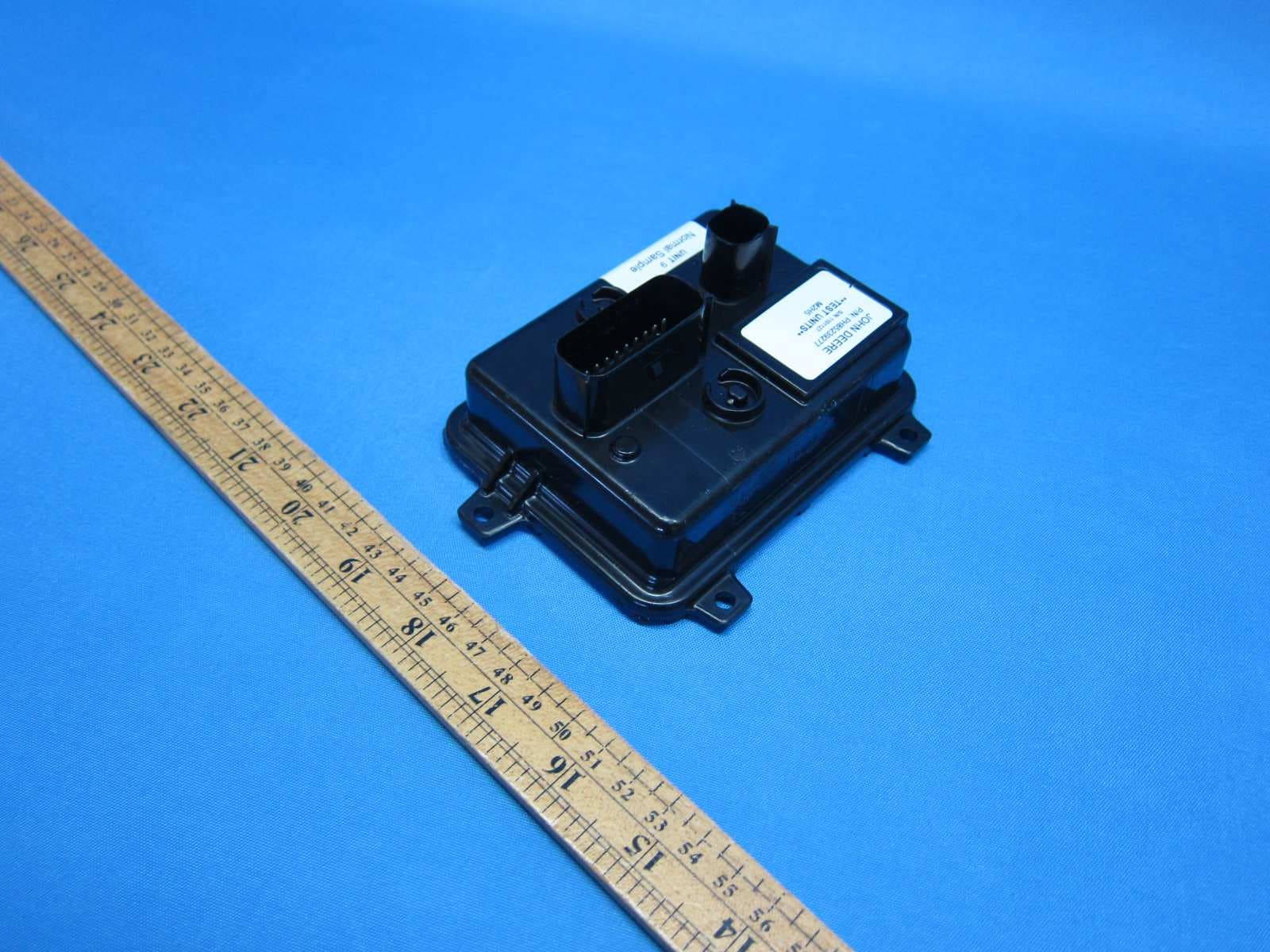 Deere & Company Instrument Cluster with Bluetooth LE (BLE) - FCC ID 2AAFX-M2H5BLE - Deere & Company