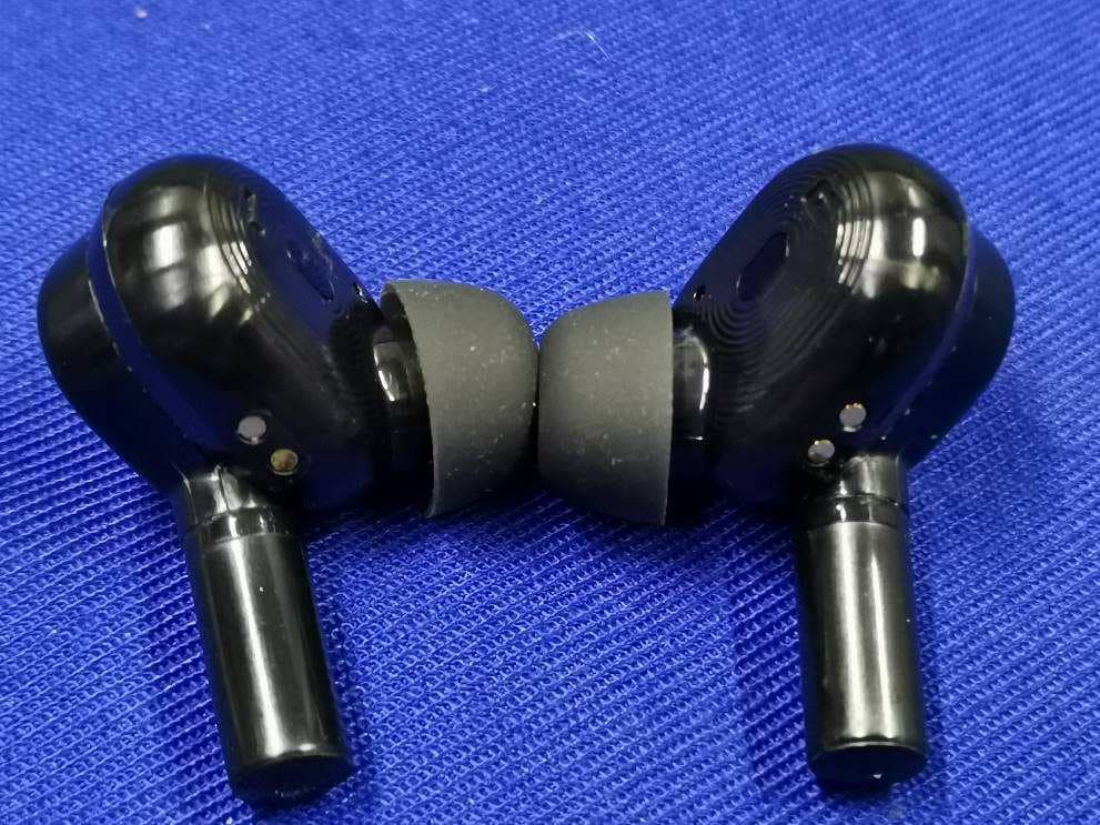 True Wireless Headphones - FCC ID 2AAGF-MOTIFANC - Zound Industries International AB (4)