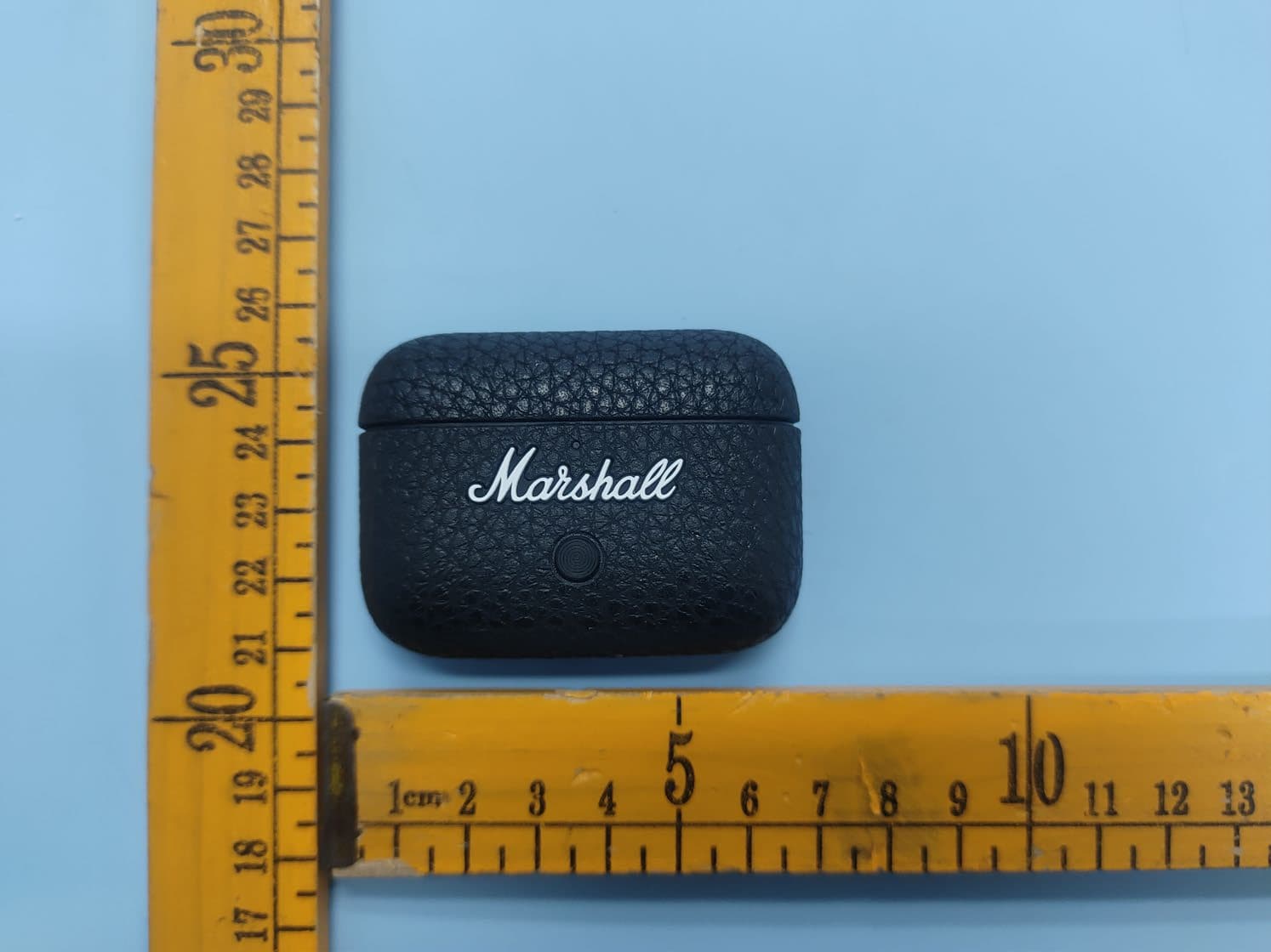 True Wireless Headphones - FCC ID 2AAGF-MOTIFII - Zound Industries International AB (2)